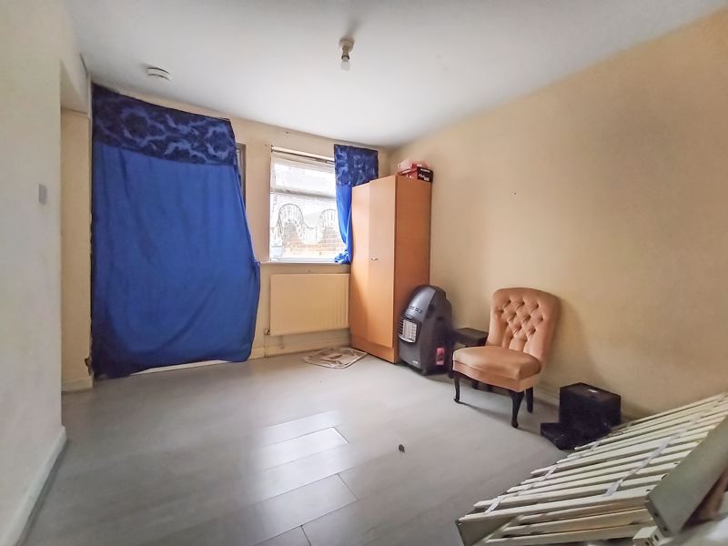 Photo 7- click for photo gallery